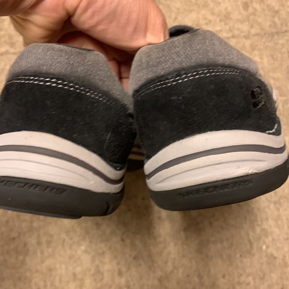 Men's Skechers Casual Walking Shoe size 7 Memory Foam - Picture 4 of 6